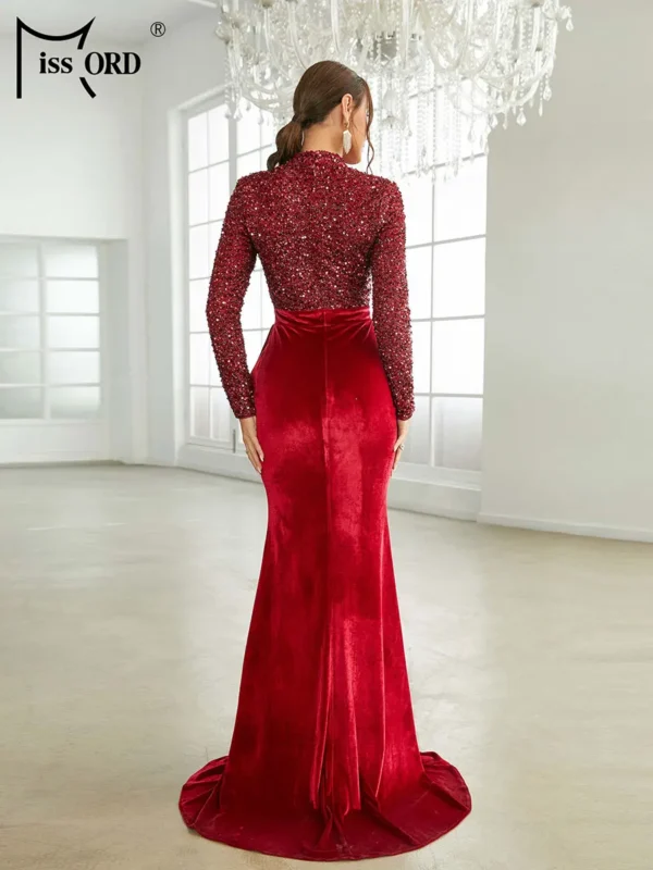 Red Homecoming Dresses: Elegant Velvet Mermaid Bodycon Prom Gown - Image 2