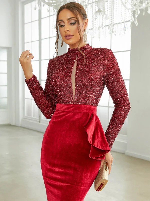 Red Homecoming Dresses: Elegant Velvet Mermaid Bodycon Prom Gown - Image 6