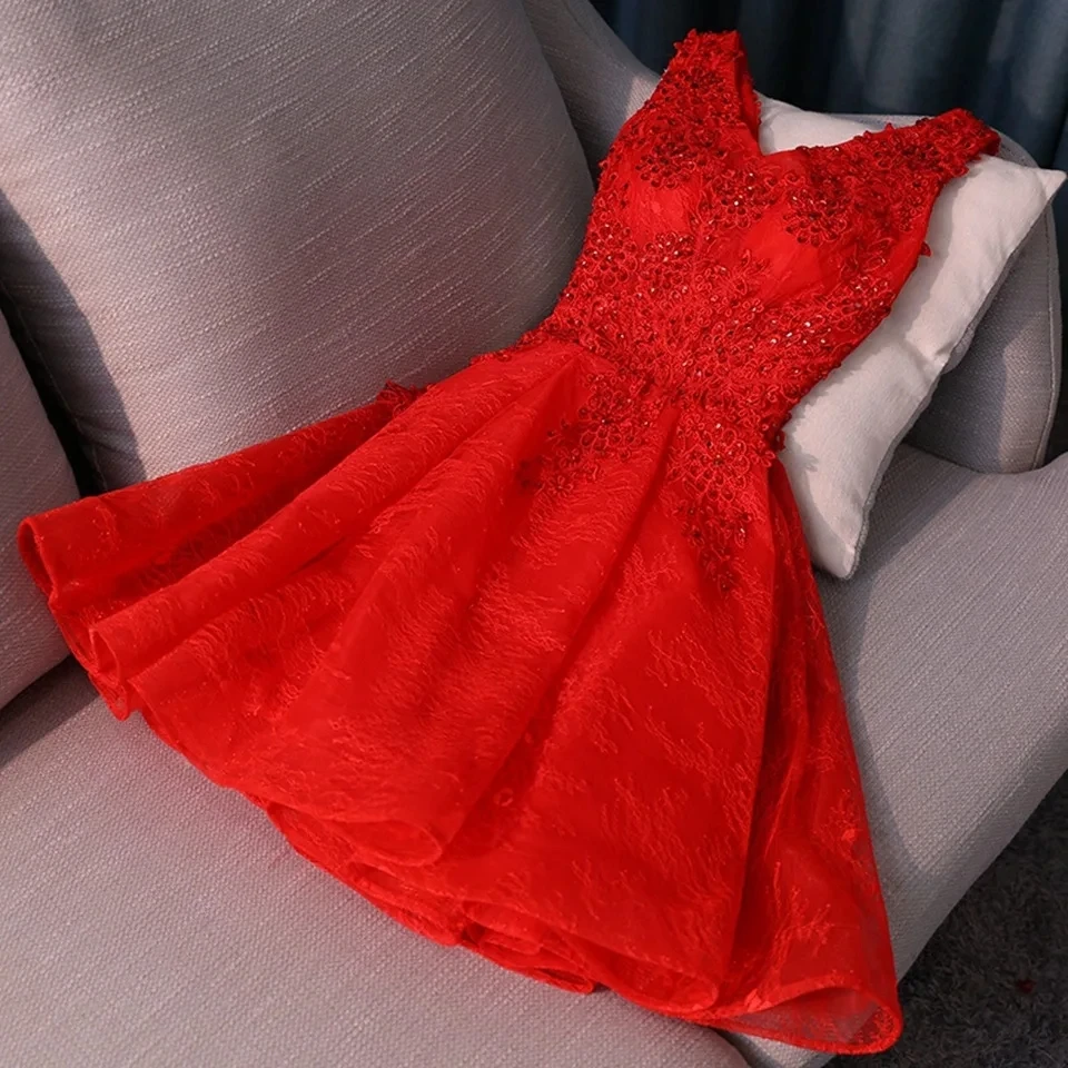 Red V-Neck Short Homecoming Dress Lace Beading Graduation Prom Party